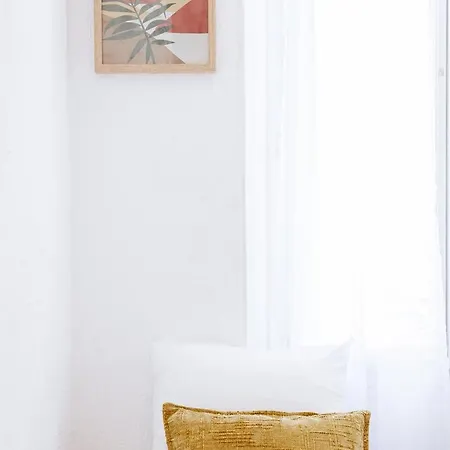 Christine - Spacieux, Proche Palais & Plages, Clim Appartamento *